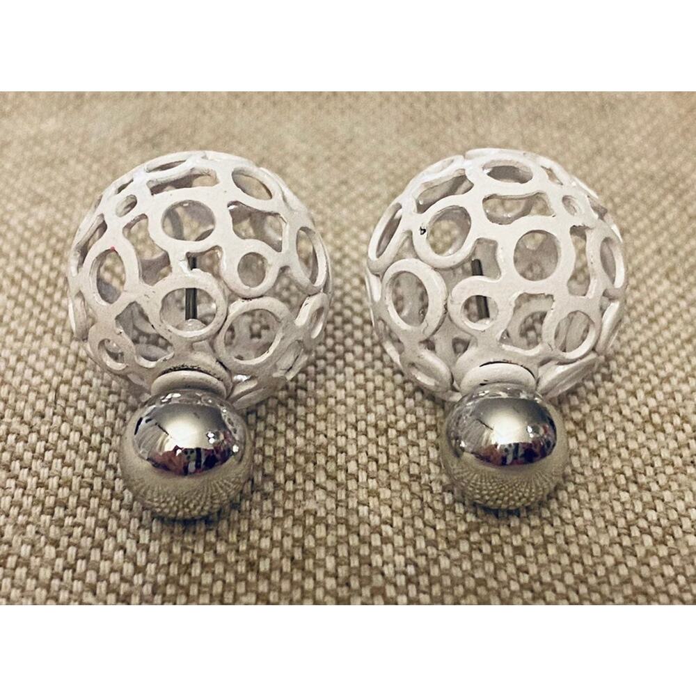 Double Sided Cutout Earrings Peek-a-boo